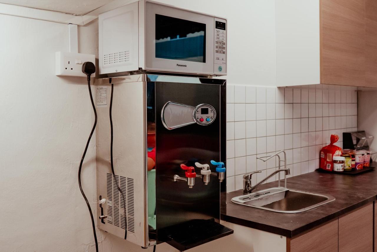 Code Hostel At Lavender Singapura Luaran gambar